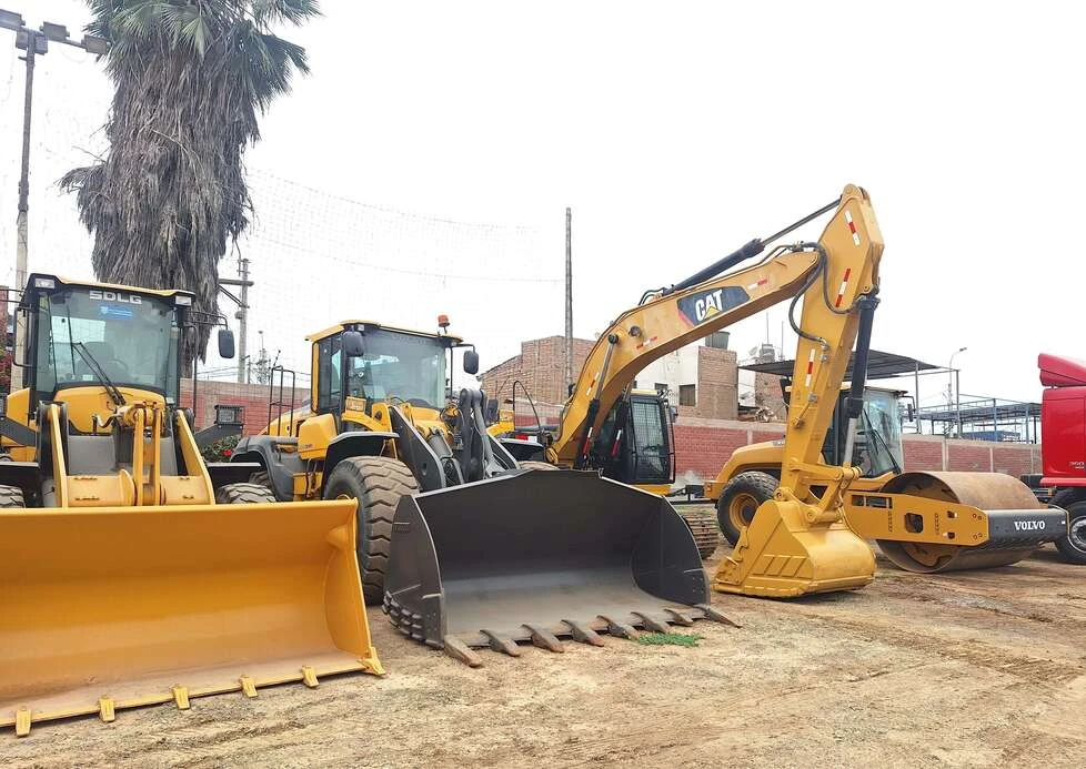 Maquinaria Pesada para el Sector Construcción: ¿Cuál es la Mejor Elección?